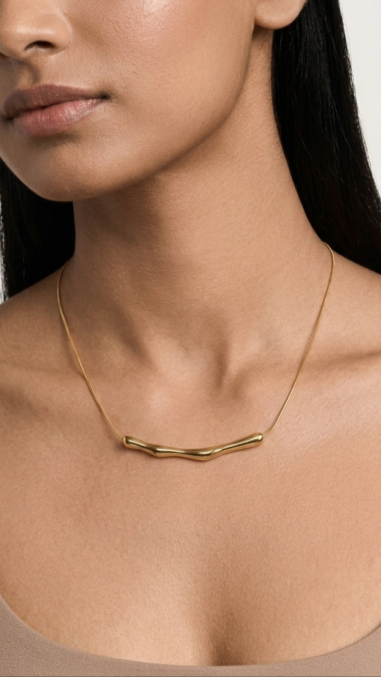 The gold wave 18k gold plated necklace