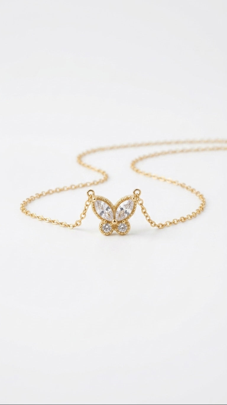 Mariposa Stone 18k gold plated necklace