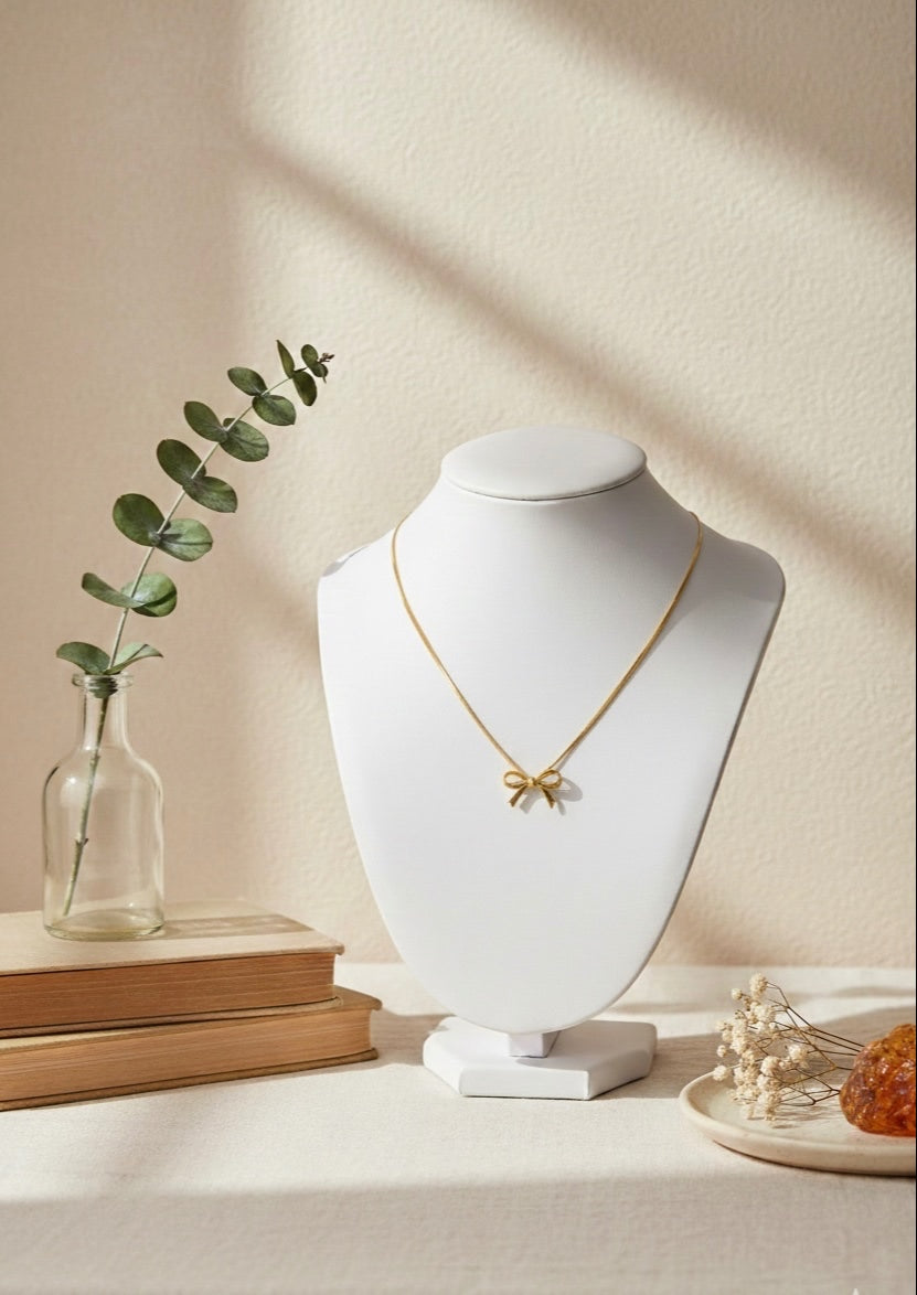 Minimal bow 18k gold plated Necklace
