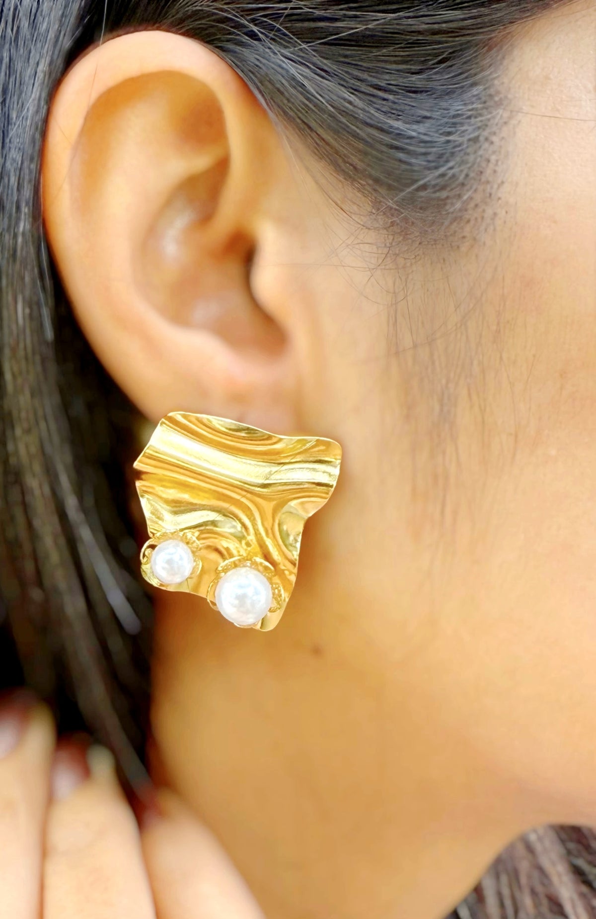 Artistry Pearl 18K Gold Plated Earrings