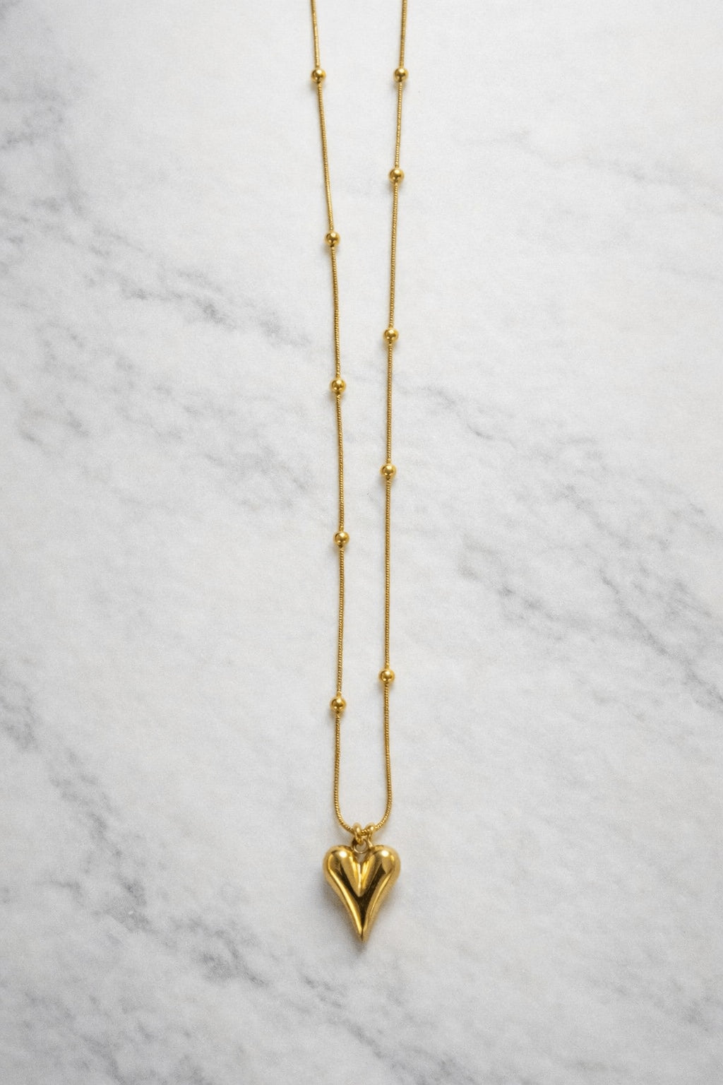 Sleak heart 18k gold plated necklace