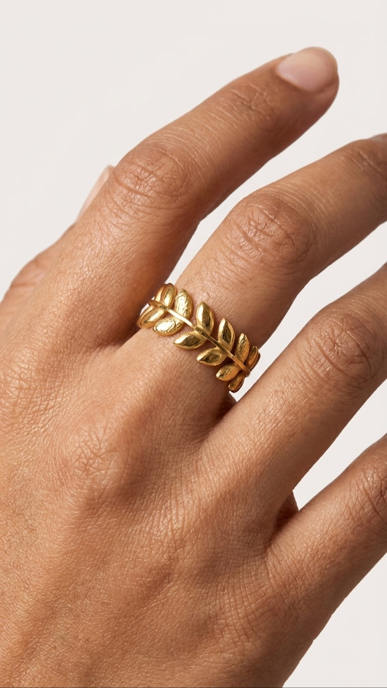 Single layer Leaf Ring 18k Gold plated